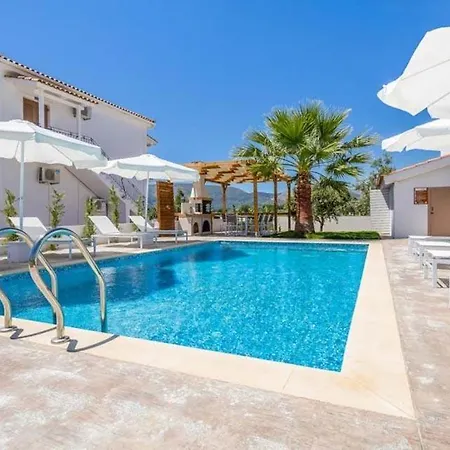 Sleeps 9 Pool Air Con Wifi Kalpaki (Zakynthos)