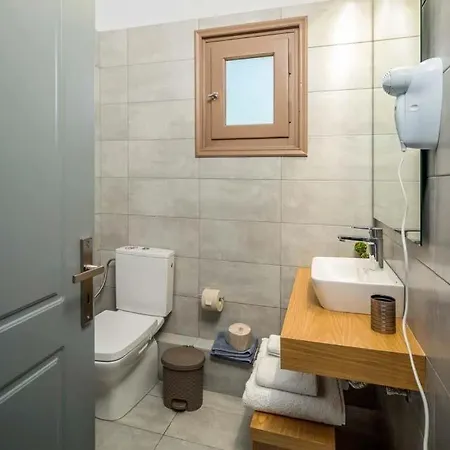 Sleeps 9 Pool Air Con Wifi Kalpaki (Zakynthos)